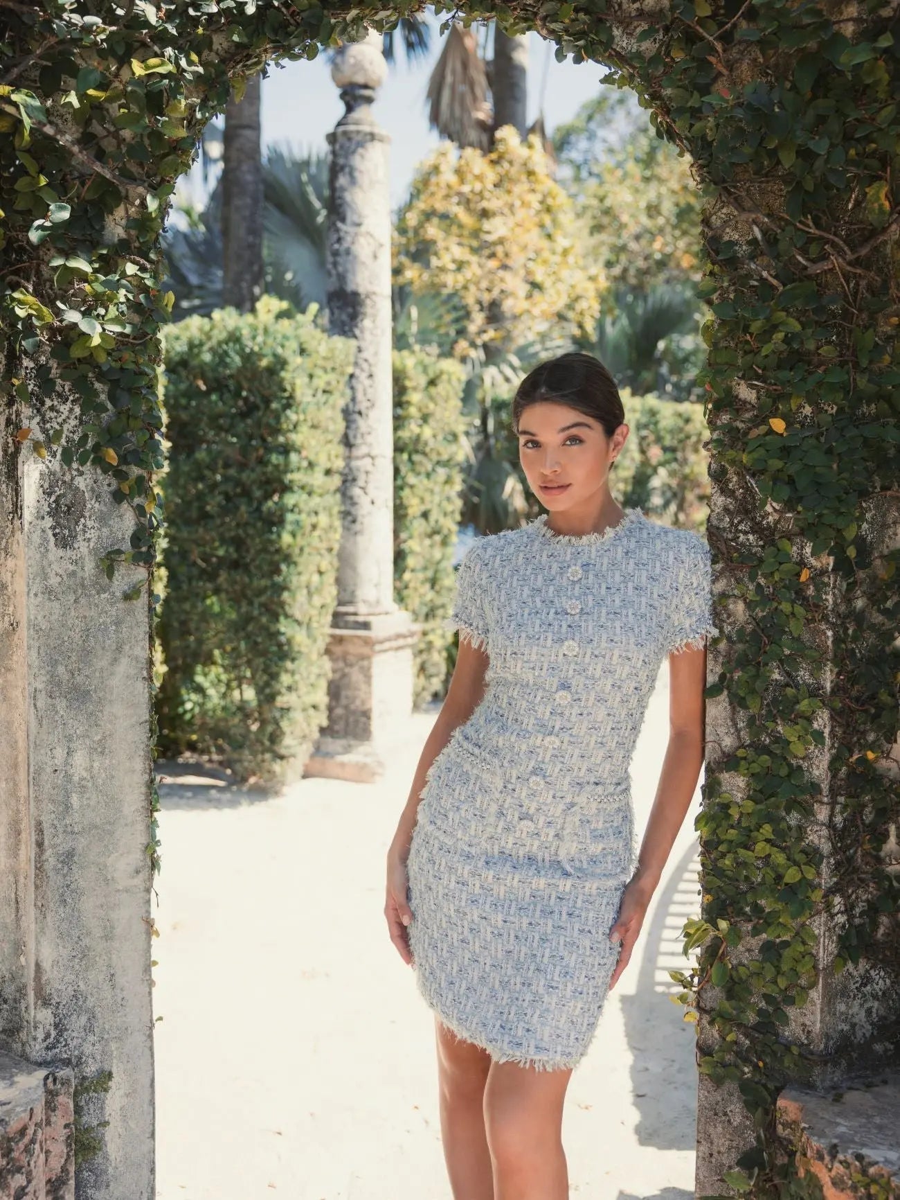 Blue Cap Sleeve Floral Button Detail Shift Dress