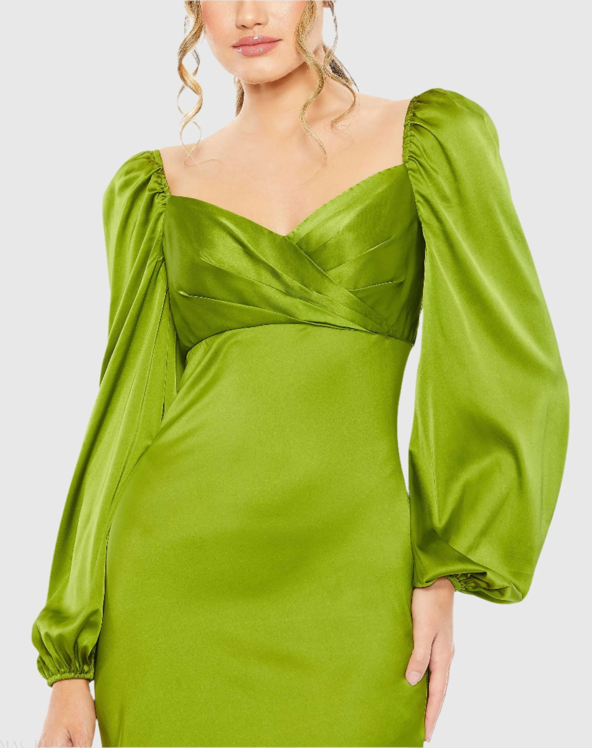 Green Sweetheart Neckline Puff Sleeve Gown