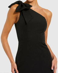 Black Crepe One Shoulder Fitted Evening Gown With Bow