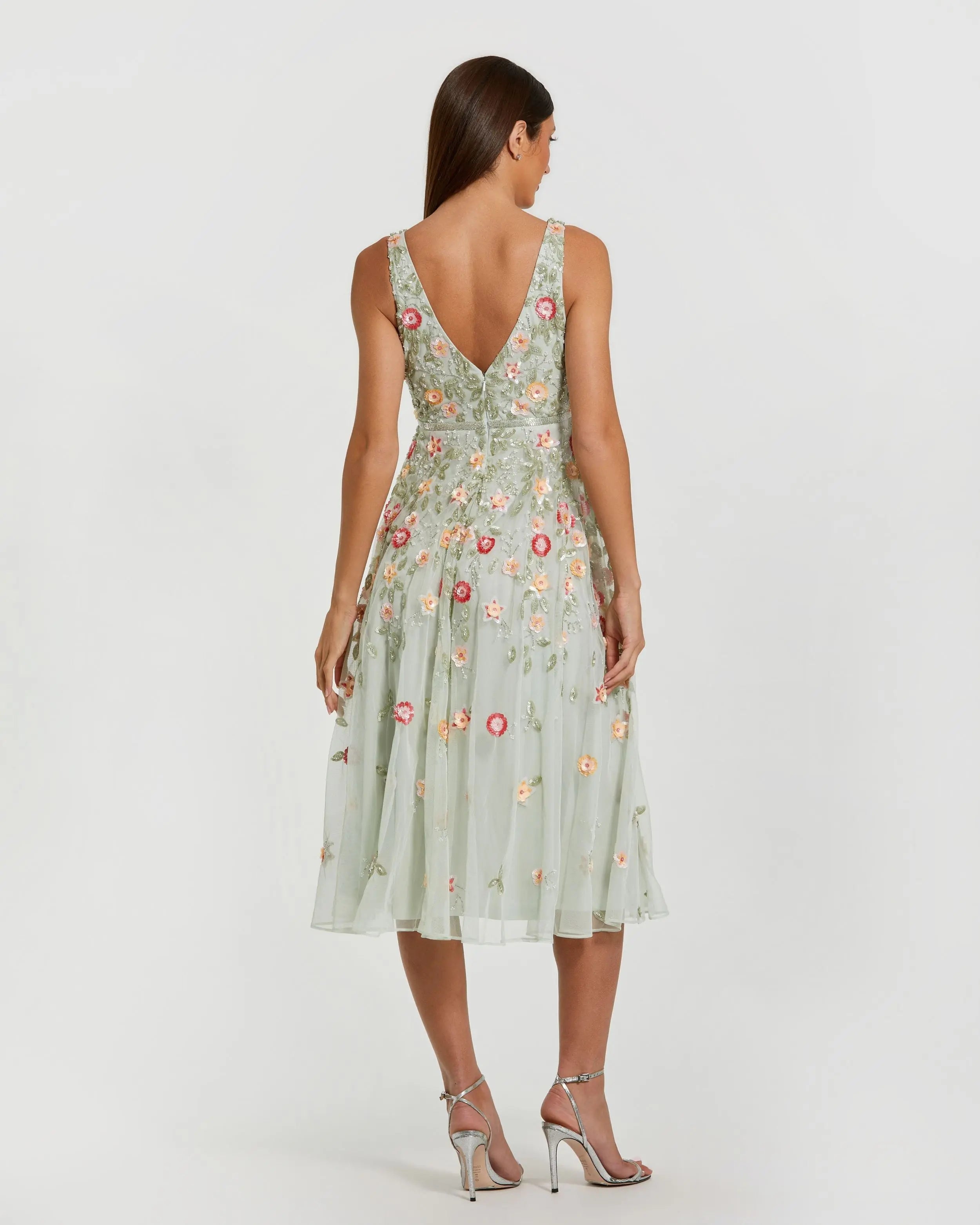 Green V-Neck Sleeveless Midi Floral Beaded A-line Dress